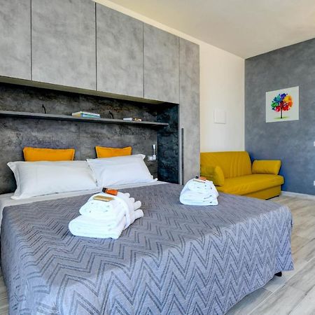 Studio Baldo - Brenzone Holiday Apartments ภายนอก รูปภาพ