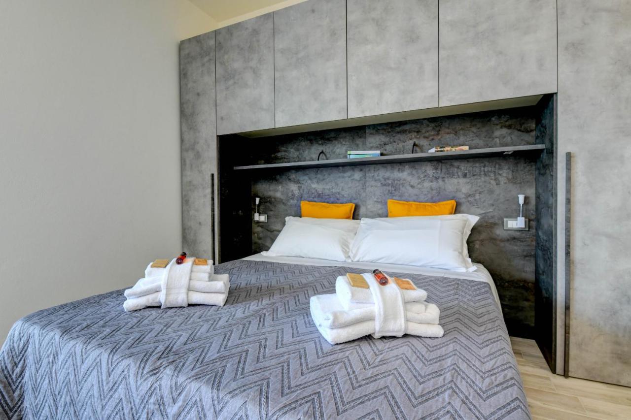Studio Baldo - Brenzone Holiday Apartments ภายนอก รูปภาพ