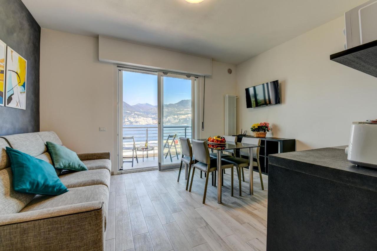 Studio Baldo - Brenzone Holiday Apartments ภายนอก รูปภาพ